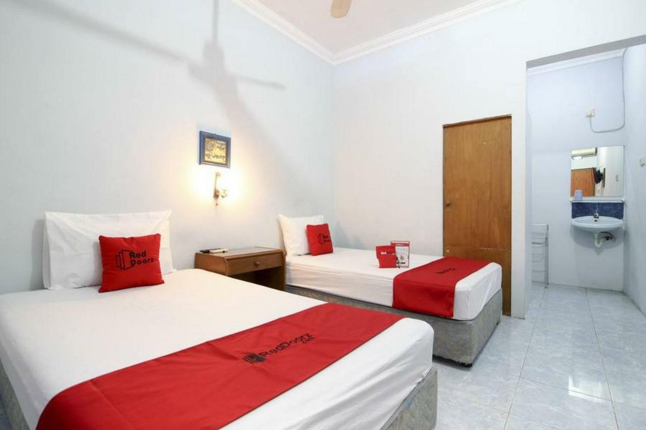 Reddoorz Syariah At Jalan Menteri Supeno Hotell Yogyakarta Eksteriør bilde
